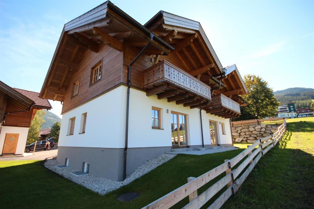 Ski In/Ski Out Chalets Tauernlodge By Schladming-Appartements מראה חיצוני תמונה